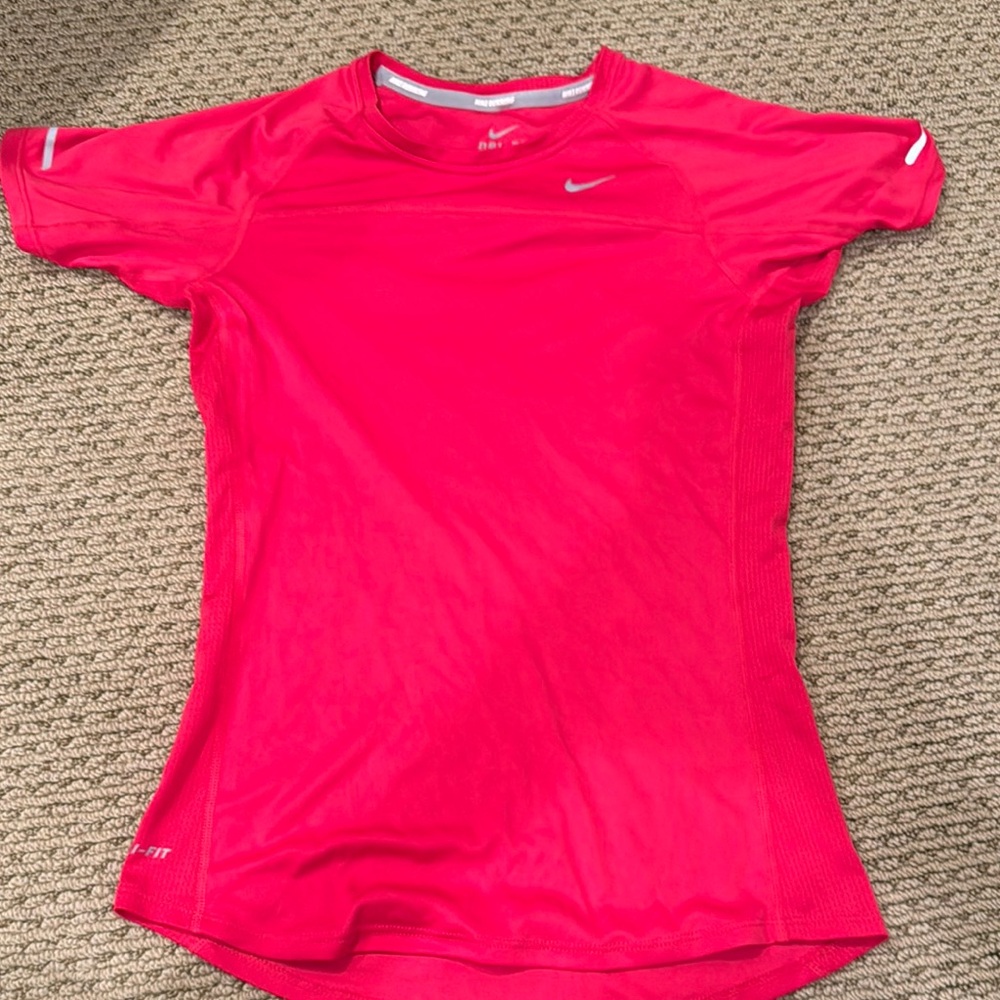 Nike Pink Fitted Short Sleeve Tee